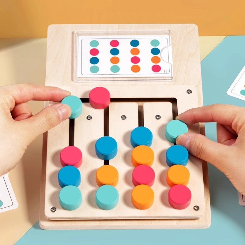 Jeu éducatif Montessori « 4 couleurs » en bois – Logique & concentration pour enfants – Image 3