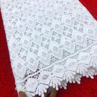 Tissu dentelle guipure blanche premium – 5 yards (grand boubou, cérémonie)
